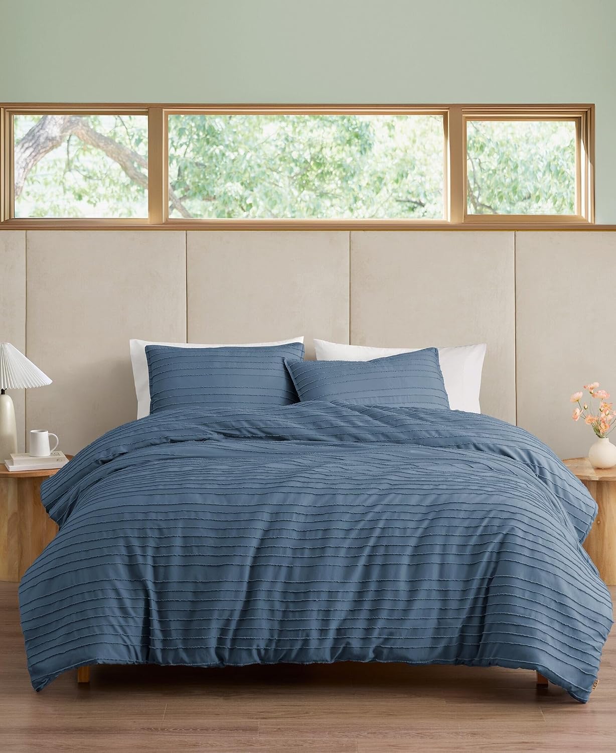 UGG Textured Queen Comforter Set - 3 Piece Striped Reversible Queen Bedding Set with Pillow Shams, Stylish Soft & Luxurious Blue Bed Set for Home & Bedroom (Full/Queen)