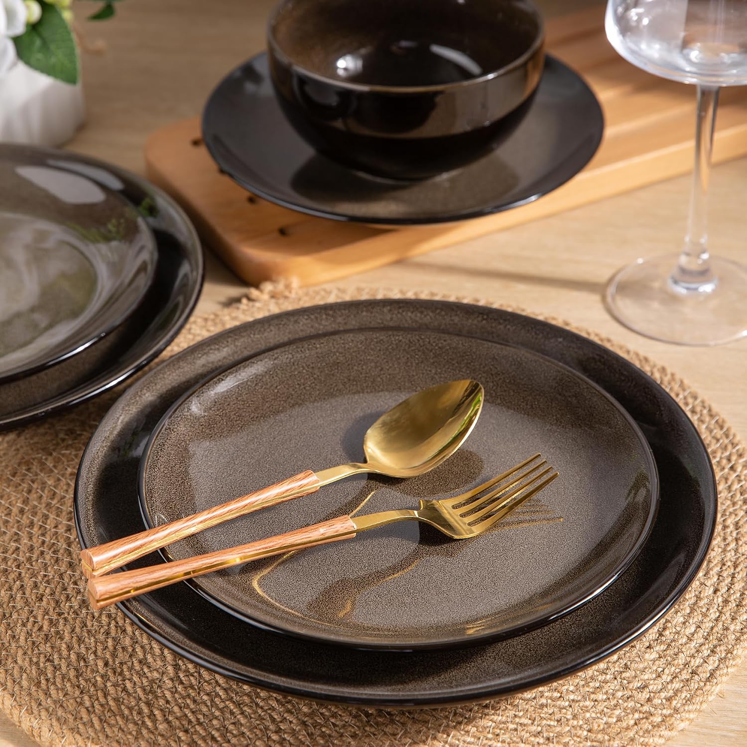 LERATIO Ceramic Dinnerware Sets for 8,Stoneware Plates and Bowls Sets,Handmade Reactive Glaze Dishes Set,Chip Resistant and Scratch Resistant | Oven&Dishwasher & Microwave Safe-Chestnut(24PCS)