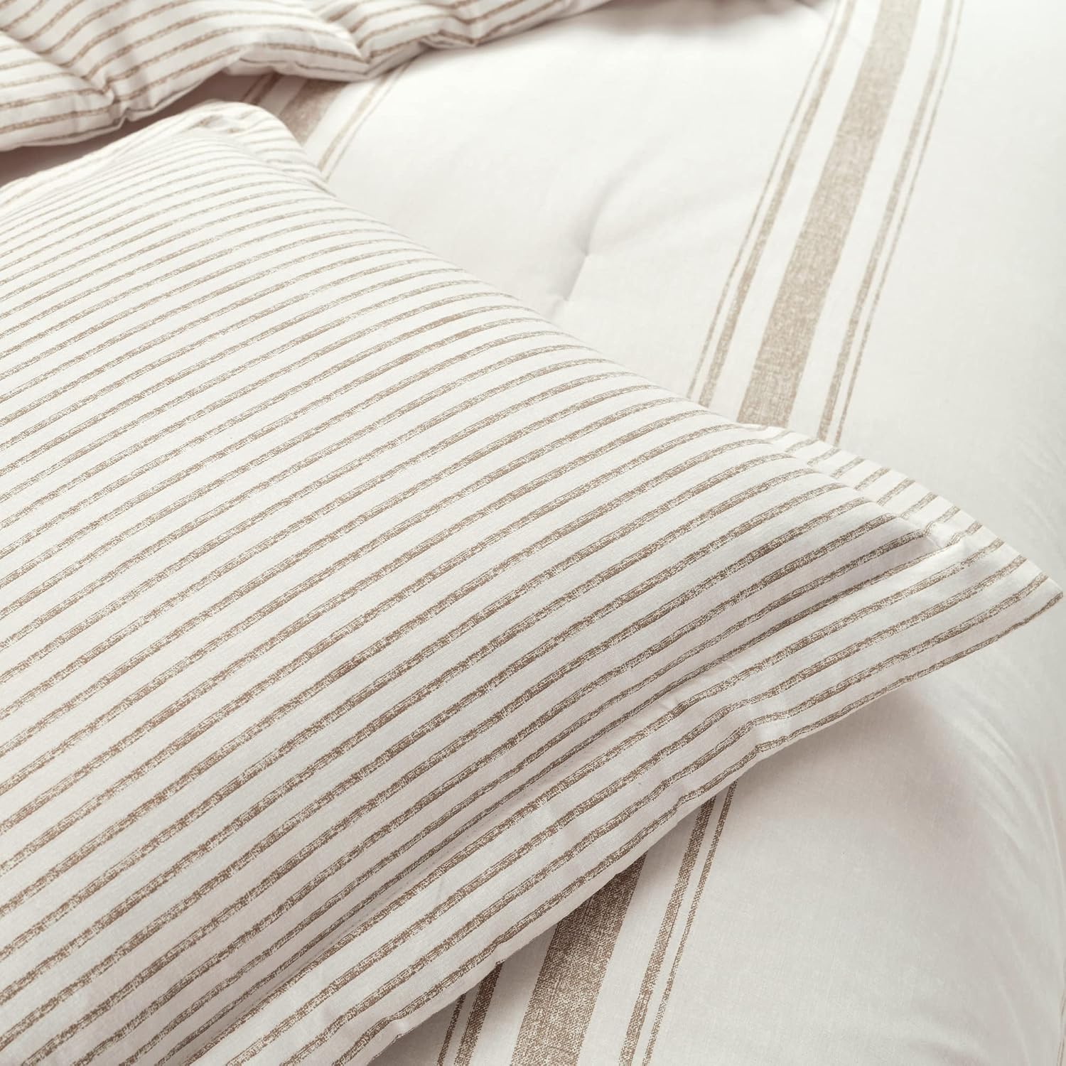Lush Decor Farmhouse Stripe Reversible Cotton Comforter Set, 2-Piece, Twin XL Neutral - Twin Bedding Set - Dorm Decor - Striped Comforter for Farmhouse Bedroom Decor
