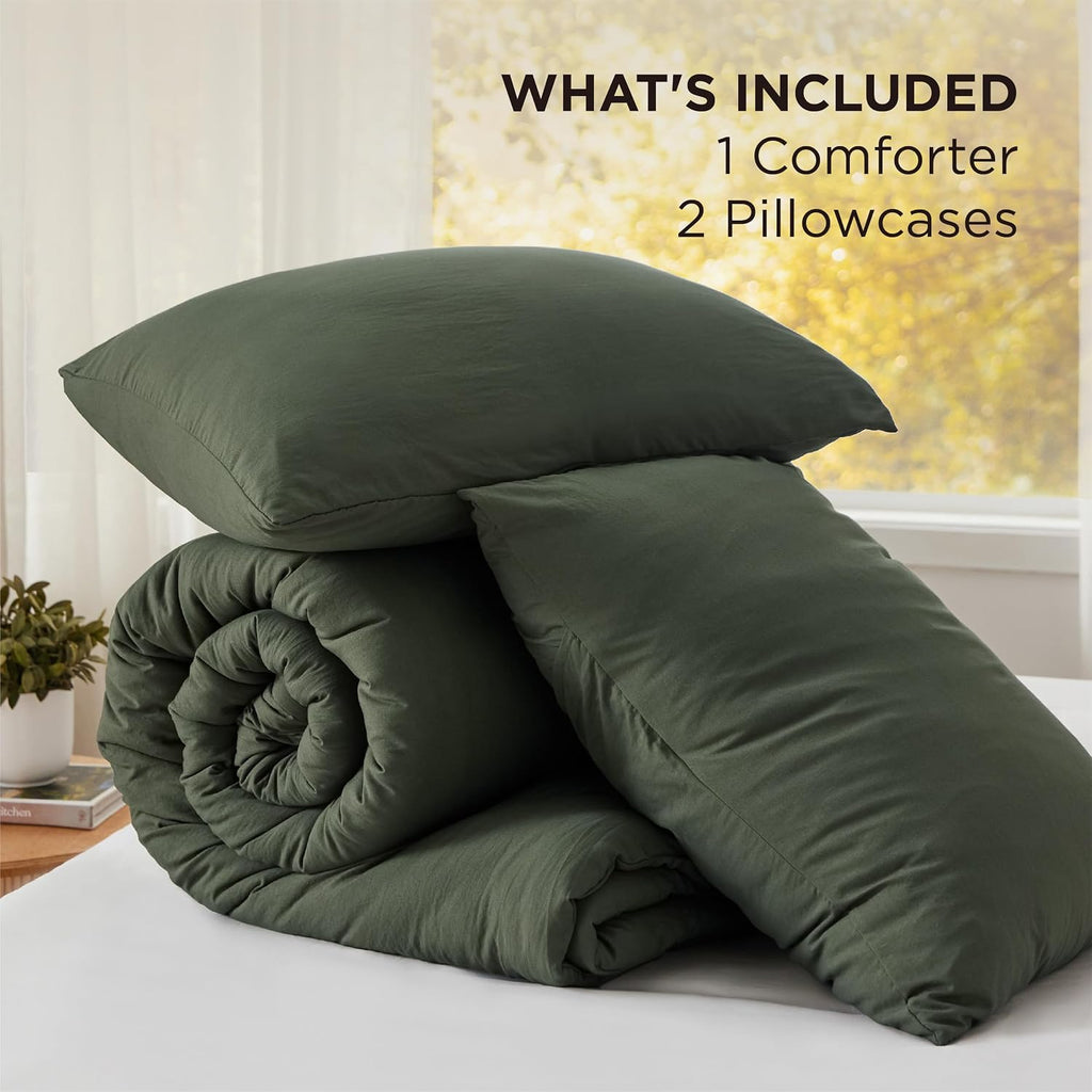 Bedsure Super King Plus Comforter Set, Dark Green Soft Prewashed Bedding for All Seasons, 3 Pieces GentleSoft™ Bed Set, 1 Lightweight Comforter (128'x120') and 2 Pillowcases (20'x36')