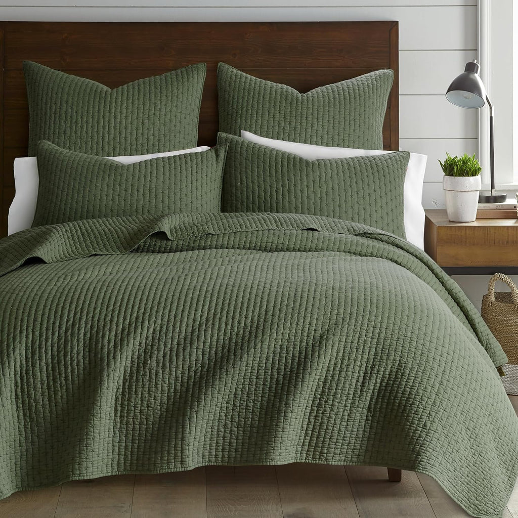 Levtex Home Cross Stitch Reversible Full/Queen Quilt Set (88x92in) and 2 Pillow Shams (26x20in) - Stitch Texture - Forest Green - Cotton Full/Queen Size Quilt Bedding Set - Lightweight Soft Pre-Washed