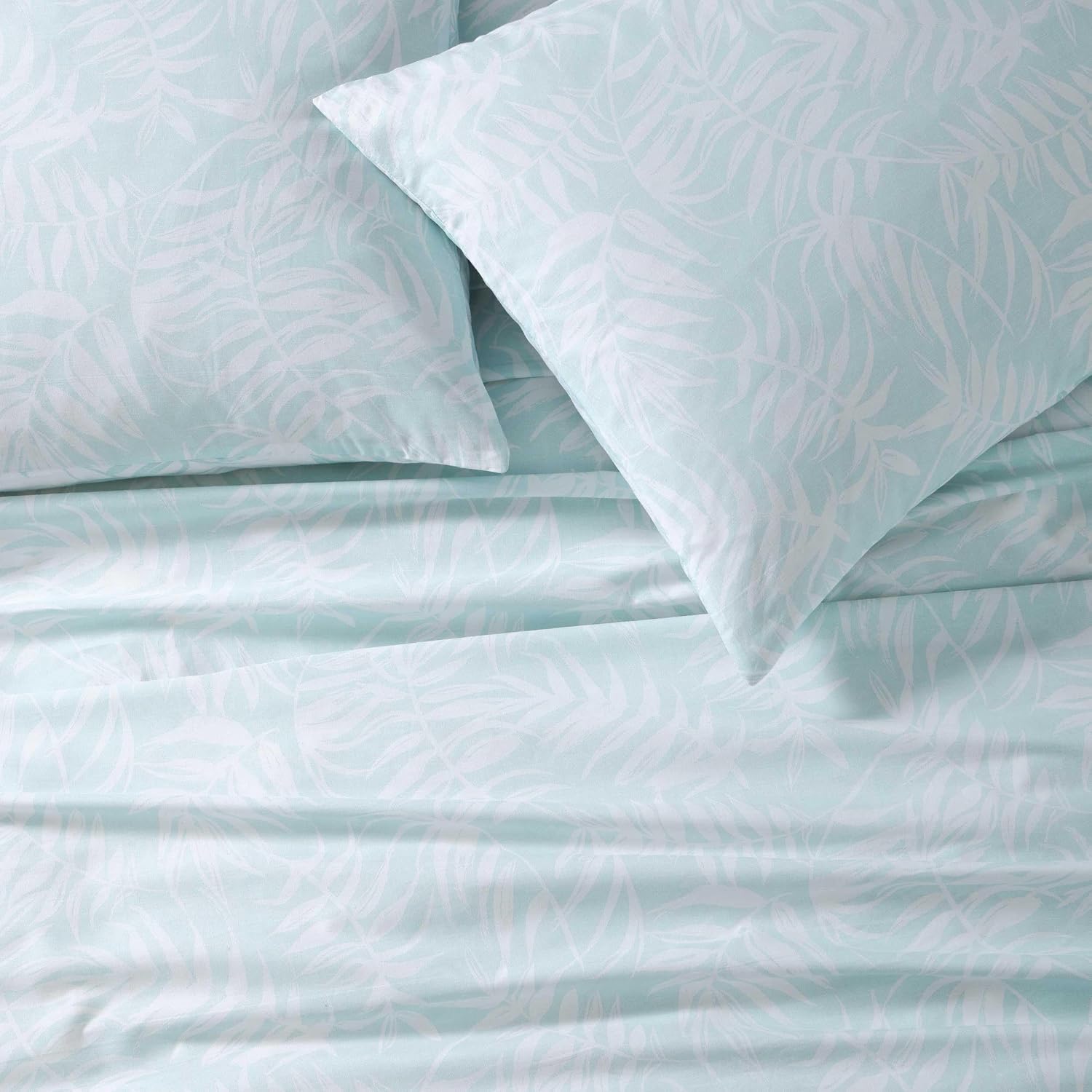 Tommy Bahama - King Comforter Set, Breathable Bedding with Matching Shams, Luxuriously Soft Bedding Set, Oeko-Tex Certified (Art of Palms Blue, King)