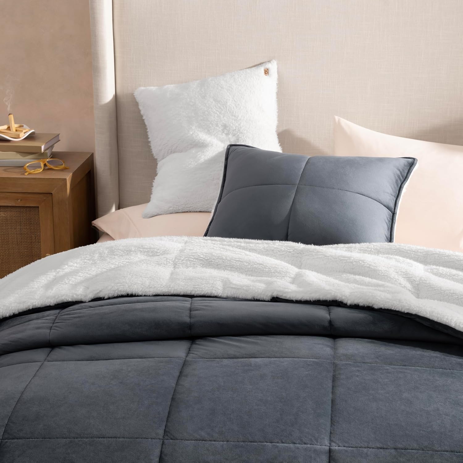 UGG Blissful Queen Comforter Set with 2 Pillow Shams, Reversible Fleece Bed Comforter, Ultra Warm Winter Bed Set, Down Alternative Bedding, Full/Queen Size, Imperial Blue