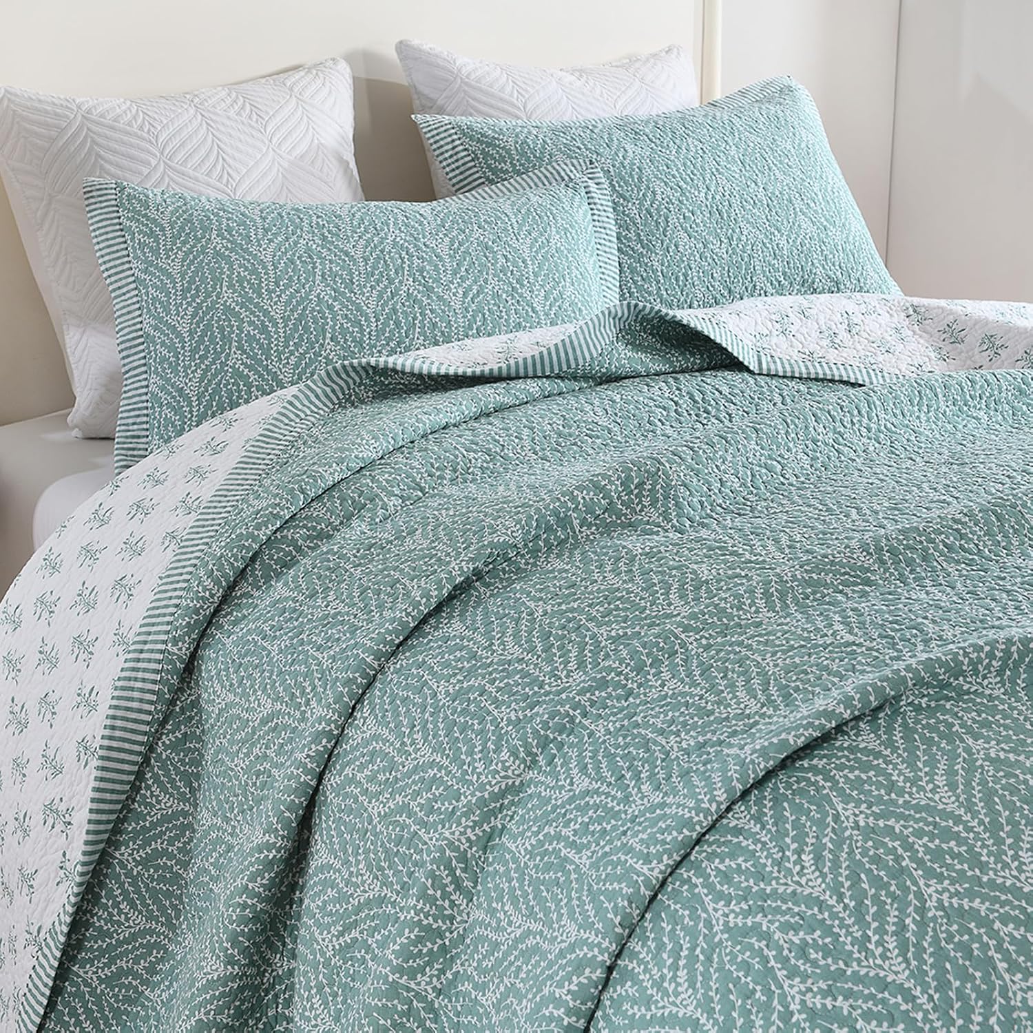 SahSahCasa Quilt Set King Size, 100% Cotton Quilt Bedding Set Bedspread, Botanical Pattern Solid Color Chic Lightweight Quilted Comforter for King Bed, White/Teal, All Season, 3 Pieces