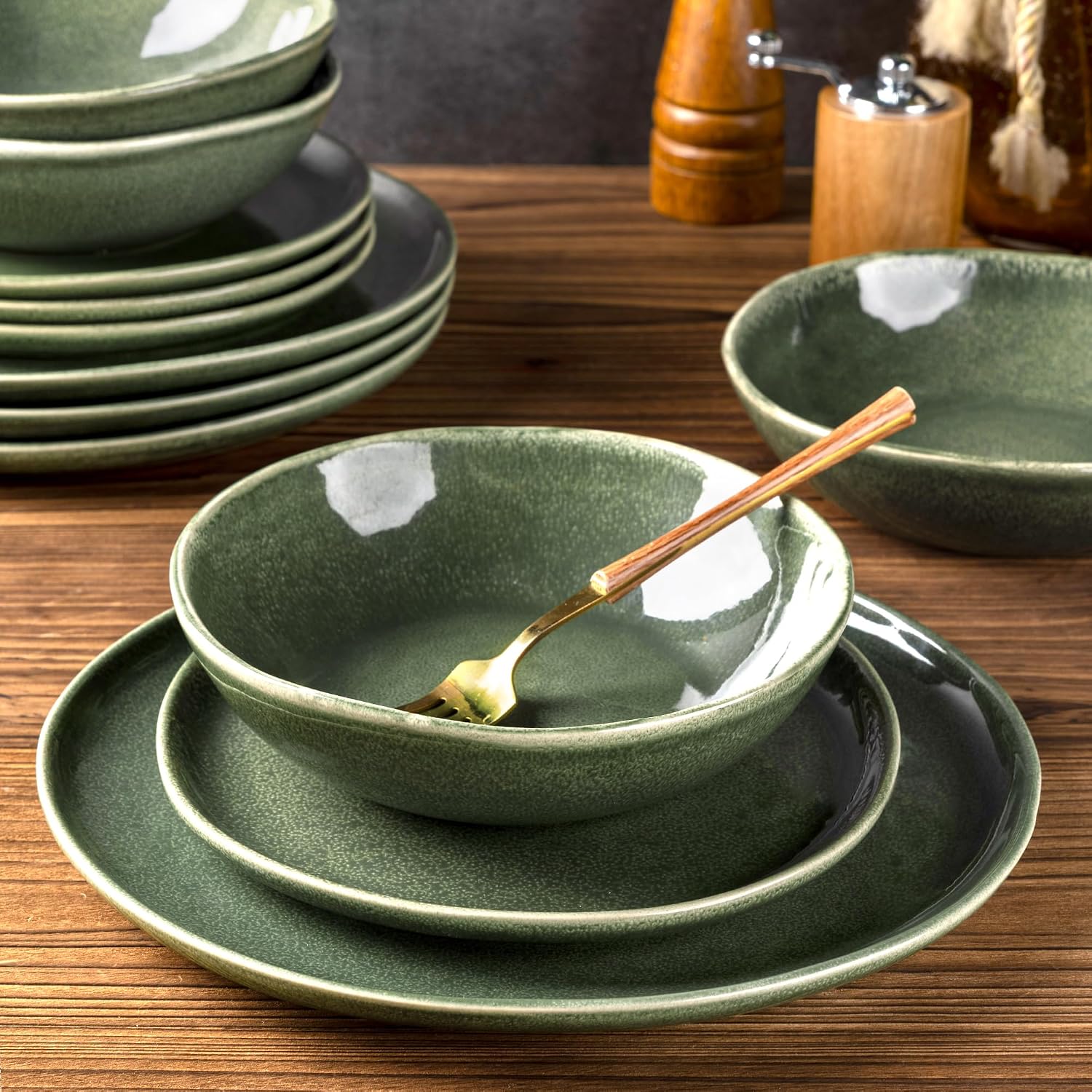 AmorArc Ceramic Dinnerware Sets,Handmade Reactive Glaze Stoneware Plates and Bowls Sets,Highly Scratch Resistant | Dishwasher & Microwave Safe Dishes Set,Service for 6 (18pc)