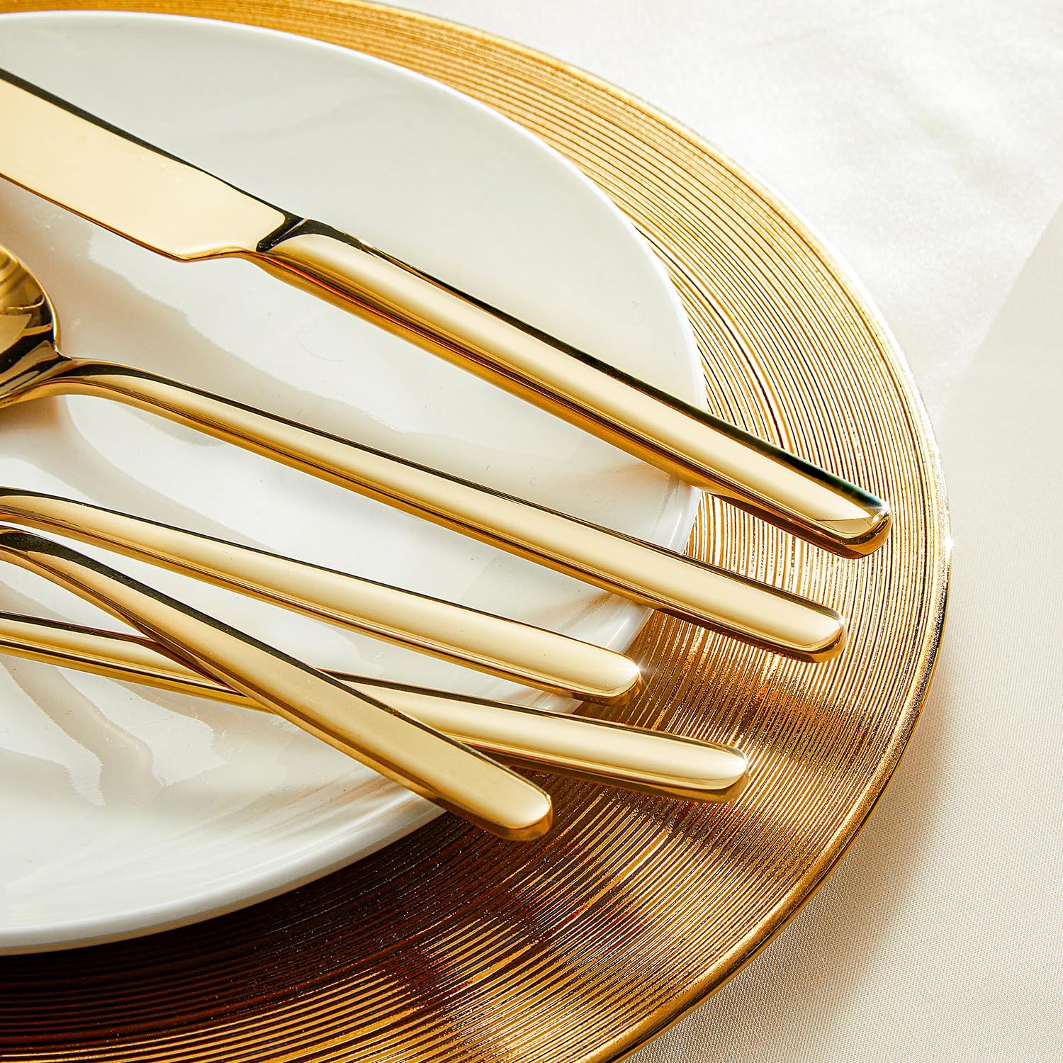 KINGSTONE Gold Silverware Set, 60 Piece Flatware Cutlery Set for 12, 18/10 Stainless Steel Silverware Mirror Polished Dishwasher Safe for Home, Restaurant, Wedding, Party(Gold, 60 pieces for 12)