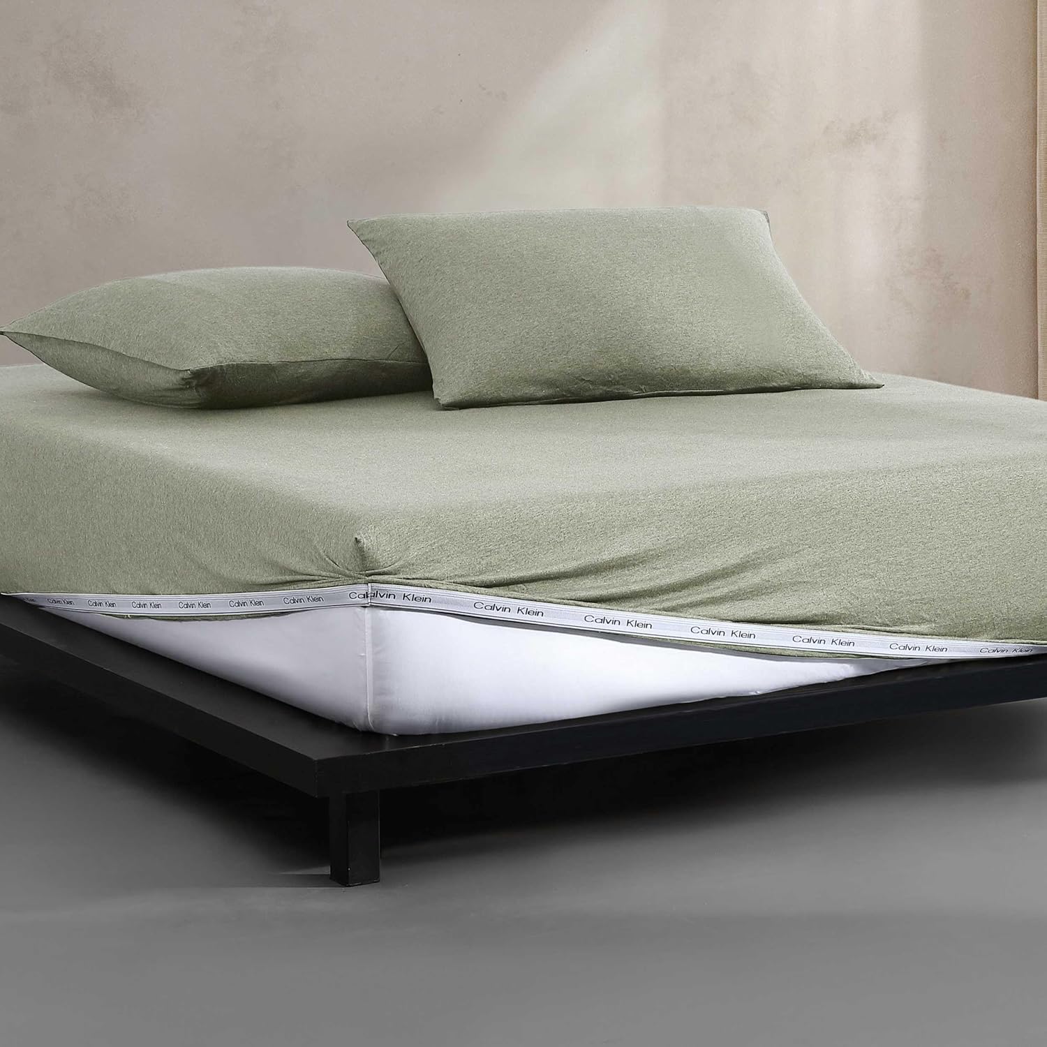 Calvin Klein - King Size Sheets Set, Naturally Soft Cotton-Blend Melange Jersey Bedding - Bed Sheets with Matching Pillowcases & Fitted Sheet (Modern Cotton Green)