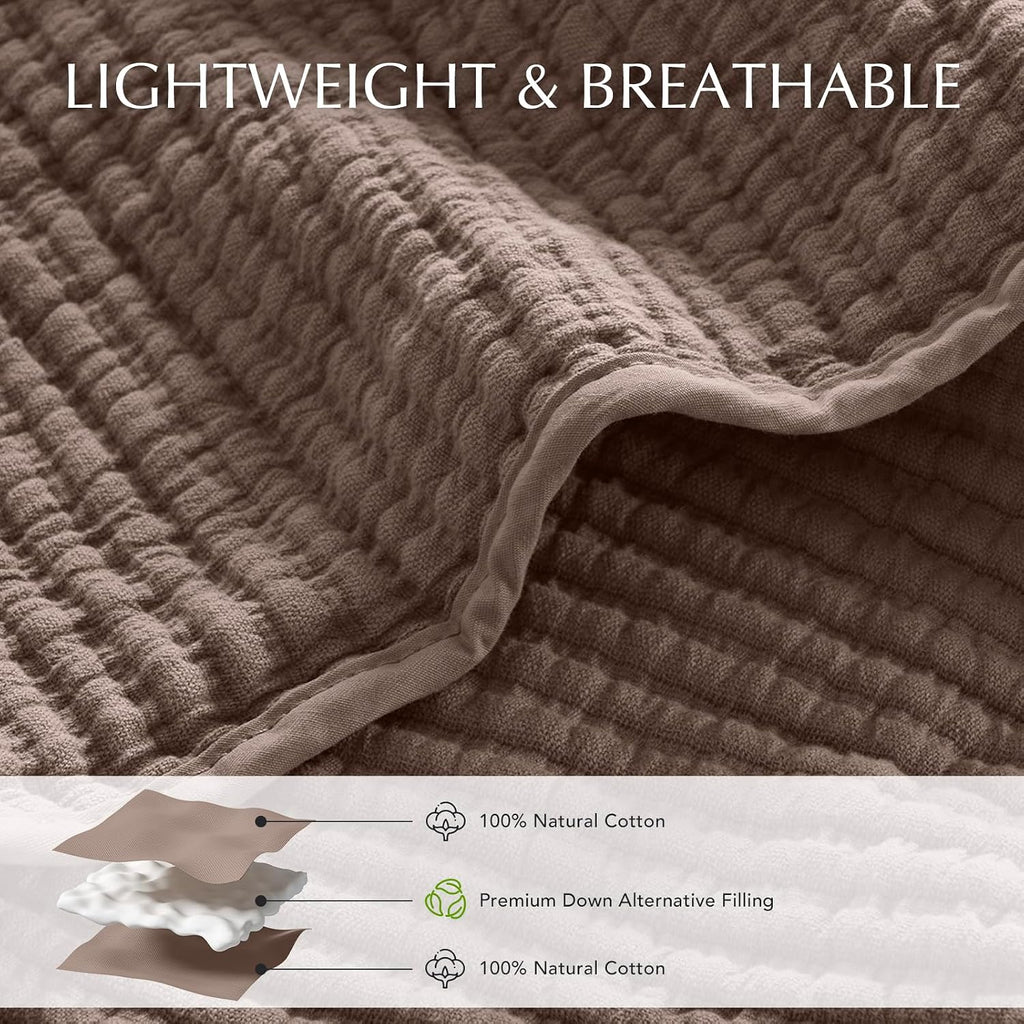 EVERGRACEHOME Cotton Coverlet Set King Size 3 Pieces, Lightweight Soft Ribbed Matelassé Bedspread Quilt Set, Cozy Oversized Quilted Bedding Set with 2 Pillow Shams for All Seasons, Mocha Brown