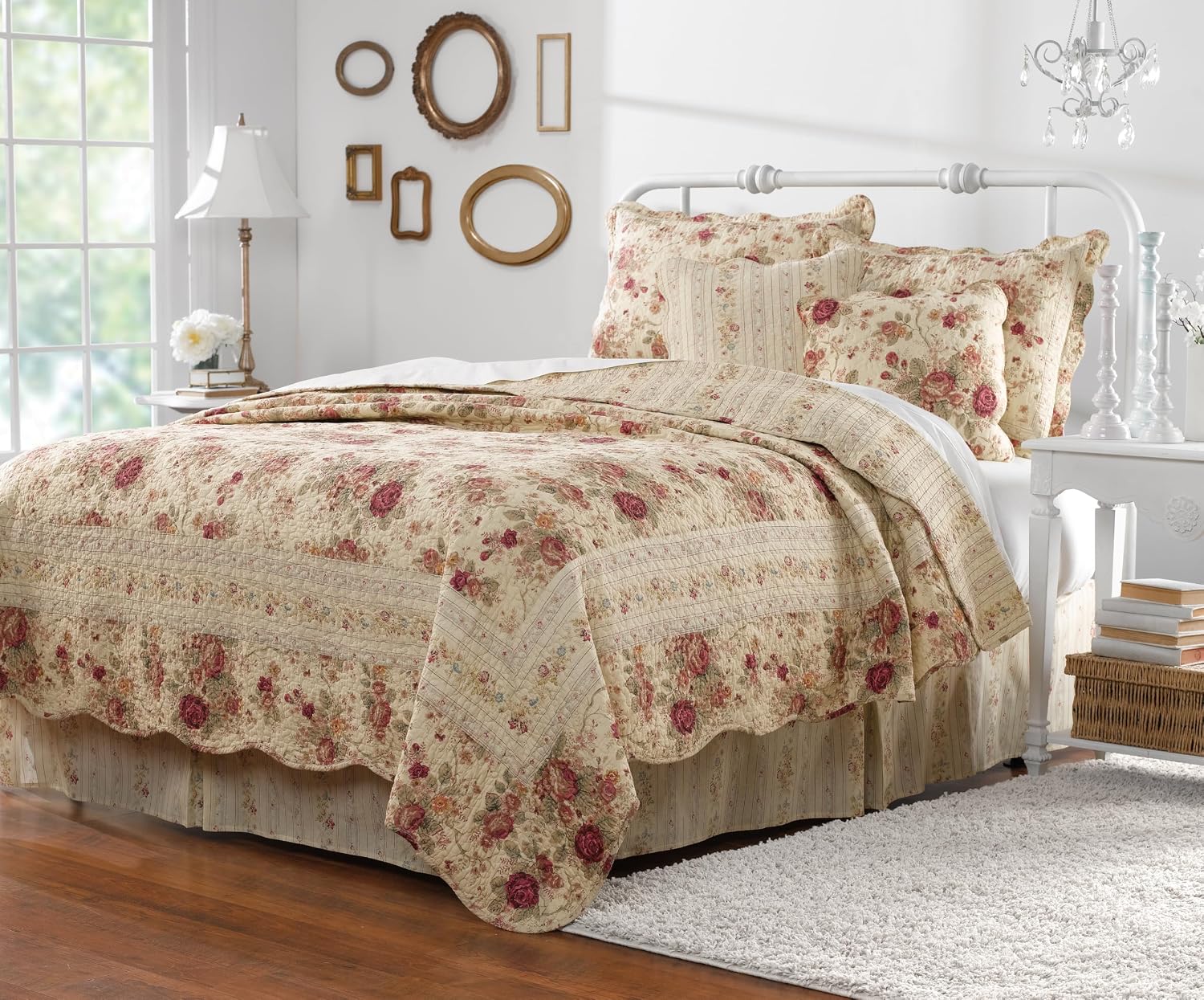 Greenland Home Antique Rose 100% Cotton Heirloom-Quality Quilt Set, 4-Piece Twin/XL, Ecru