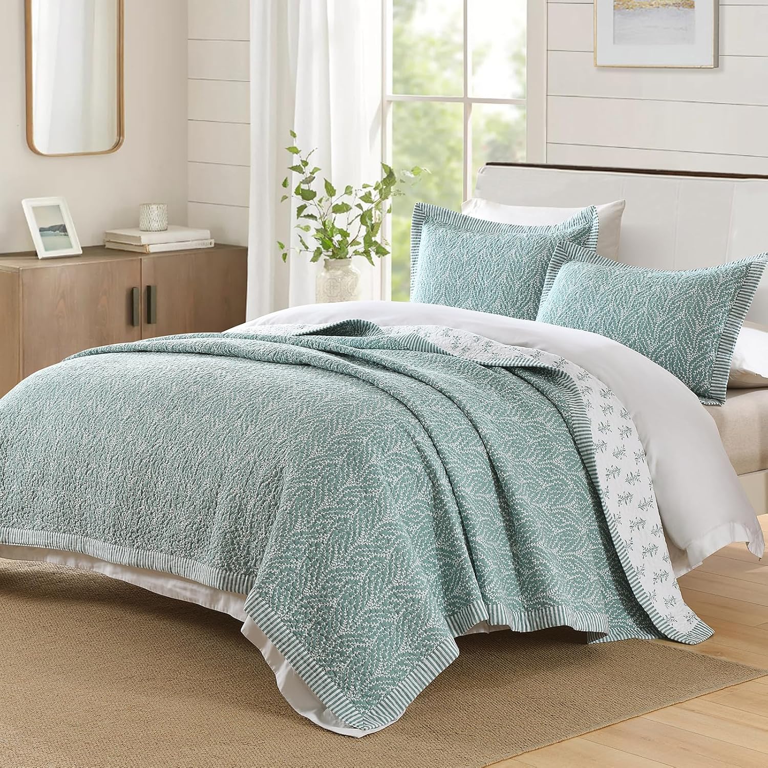 SahSahCasa Quilt Set King Size, 100% Cotton Quilt Bedding Set Bedspread, Botanical Pattern Solid Color Chic Lightweight Quilted Comforter for King Bed, White/Teal, All Season, 3 Pieces