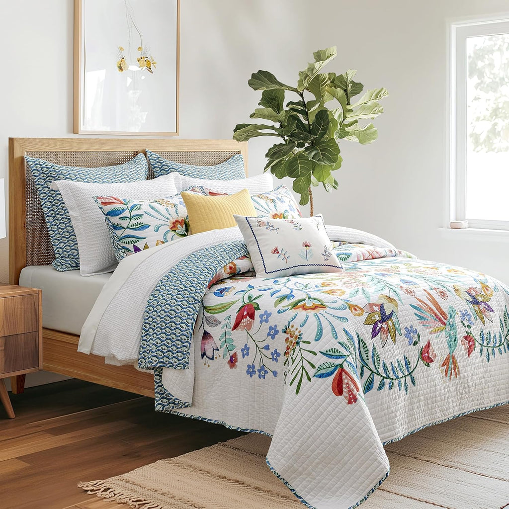 Levtex Home - Danika Quilt Set - Full/Queen Quilt and Two Standard Shams - Floral - Multicolored - Quilt (88x92in.) and Shams (20x26in.) - Reversible - Cotton