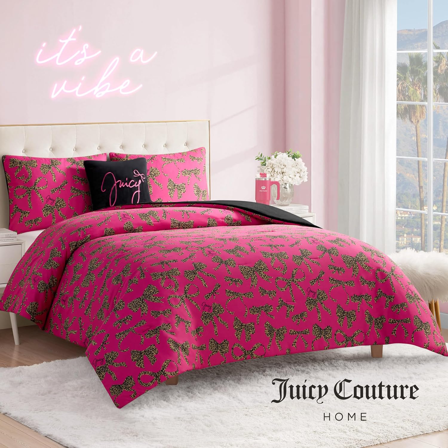 Juicy Couture Plush Reversible Cheetah Bows 4-Piece Full/Queen Comforter Set with Decorative Pillow