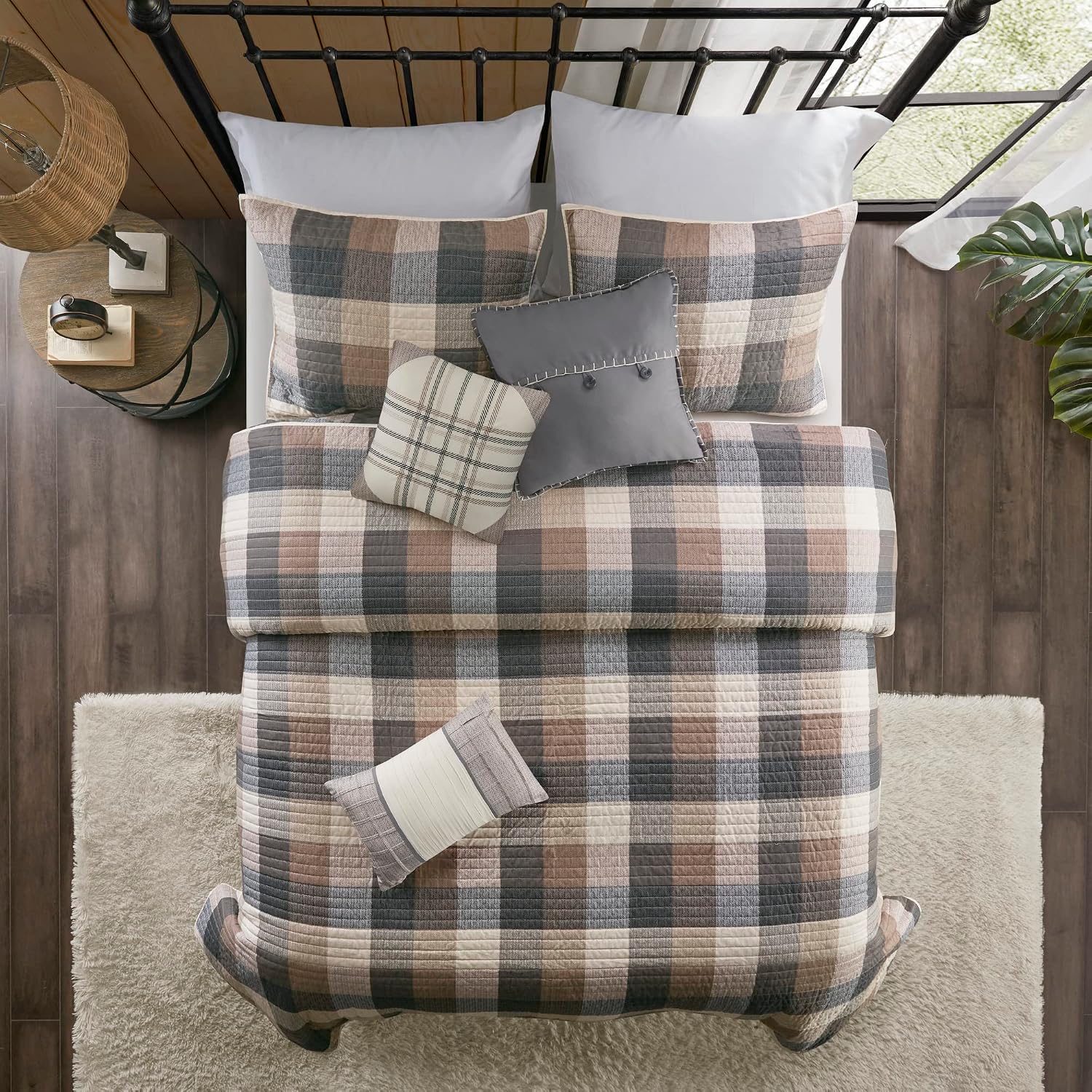 Madison Park Reversible Quilt Cabin Lifestyle Plaid Design - All Season, Breathable Coverlet Bedspread Bedding Set, Matching Shams, King/Cal King(104'x92'), Neutral 6 Piece
