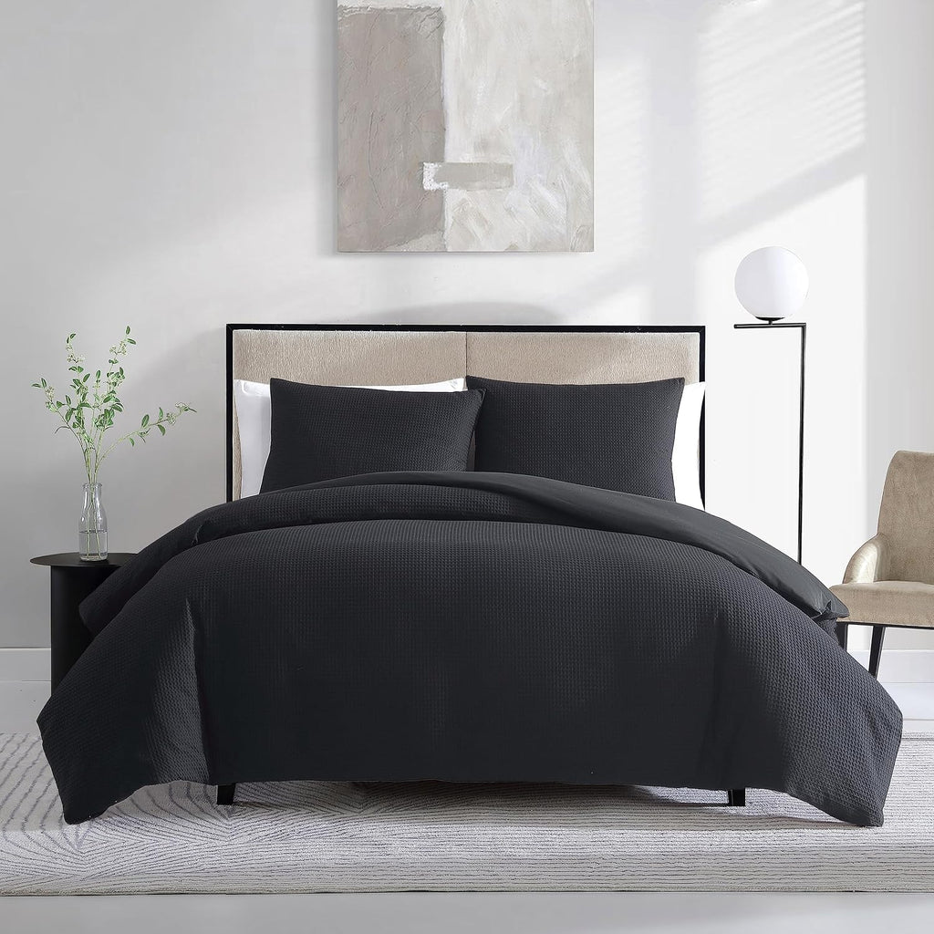 Vera Wang - King Comforter Set, Soft Cotton Bedding with Waffle Pique Texture & Smooth Cotton Percale Reverse, Medium Weight for Year-Round Comfort, 3 Piece Bed Set with Matching Pillowcases (Black)