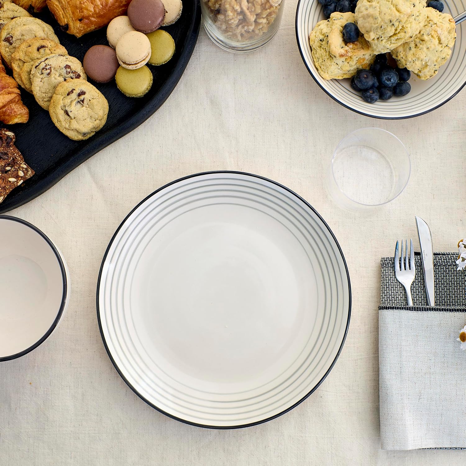 Earth & Clay Zeke 24-Piece Dinnerware Set Earthenware, Plates and Bowls Set, Dishwasher and Microwave Safe Dishes, Dish Set for 8, Grey