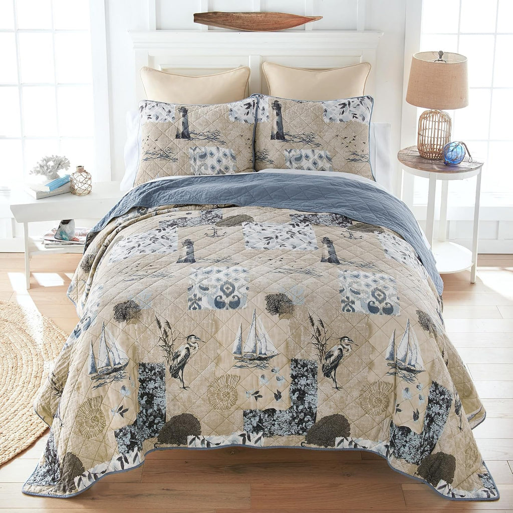 Donna Sharp Seascape-King Quilt Set, Measures 110 x 90, Includes 1 Quilt and 2 King Shams, Machine Washable