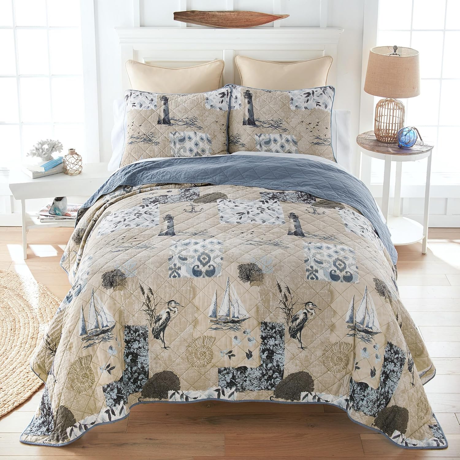 Donna Sharp Seascape-King Quilt Set, Measures 110 x 90, Includes 1 Quilt and 2 King Shams, Machine Washable
