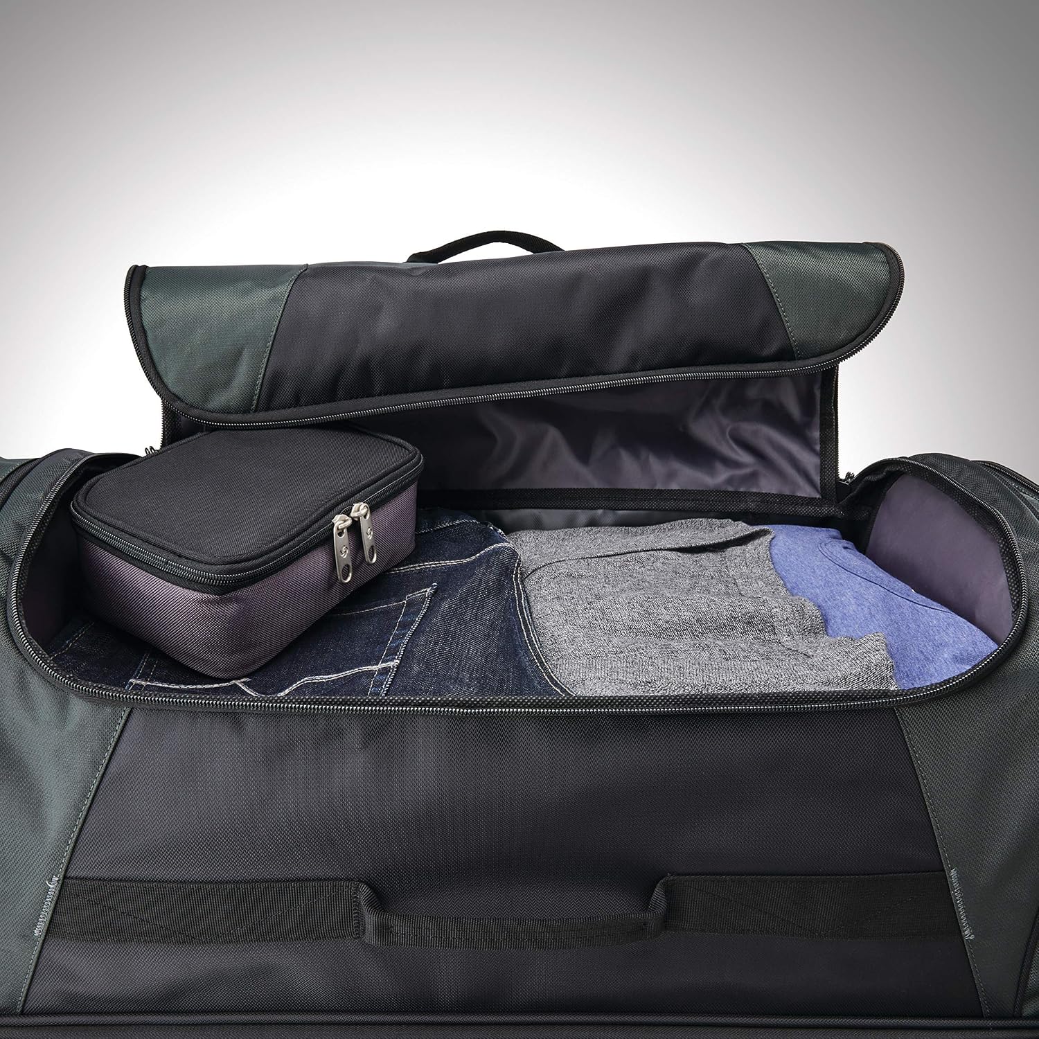 Samsonite Andante 2 Wheeled Duffel Bag – 32-Inch Durable Rolling Luggage with Inline Skate Wheels, Push-Button Handle & Spacious Compartments – Travel-Friendly and Lightweight - Moss Green/Black