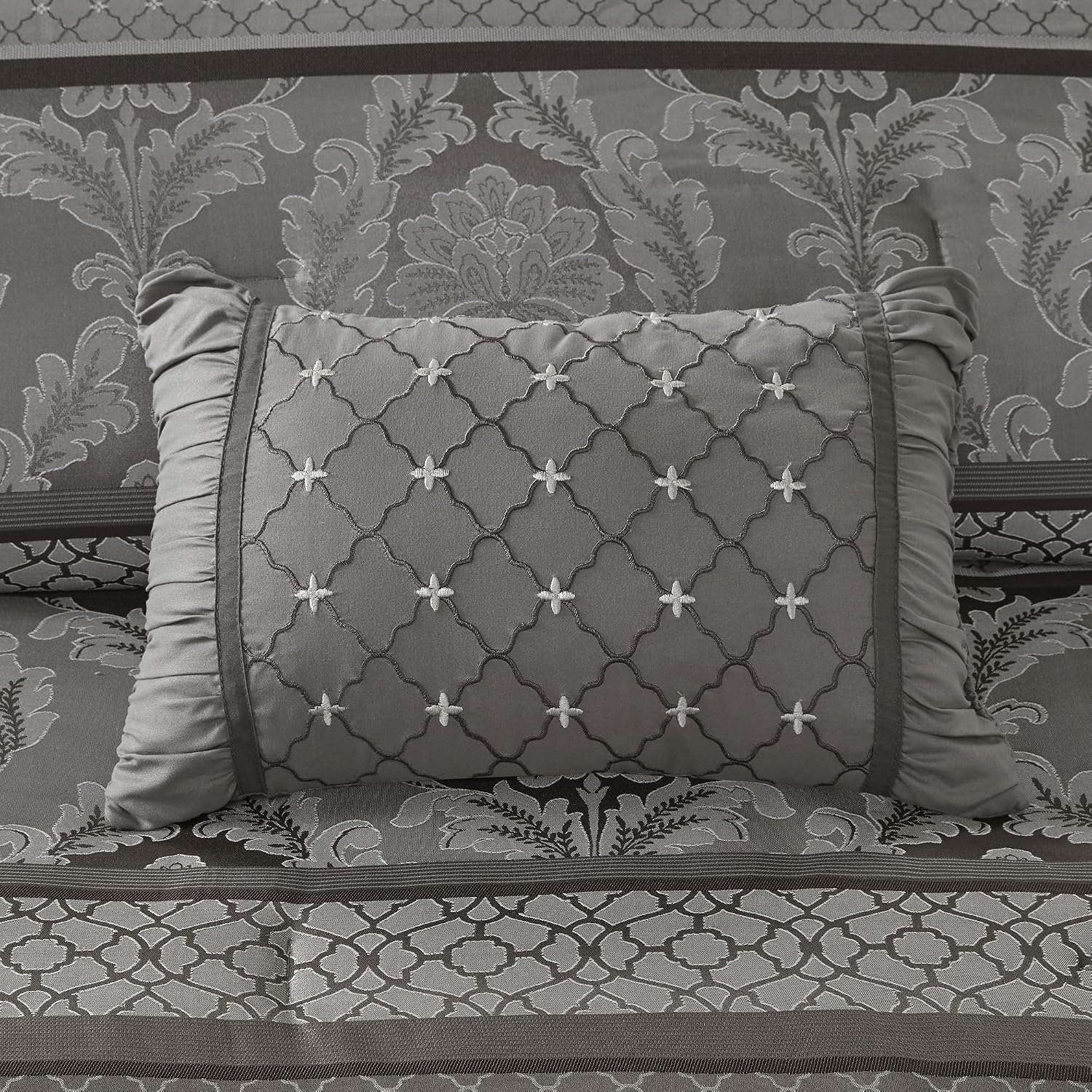 Madison Park Bellagio Cozy Comforter Set - Luxurious Jaquard Traditional Damask Design, All Season Down Alternative Bedding with Matching Shams, Decorative Pillow, Cal King(104'x92'), Grey 7 Piece