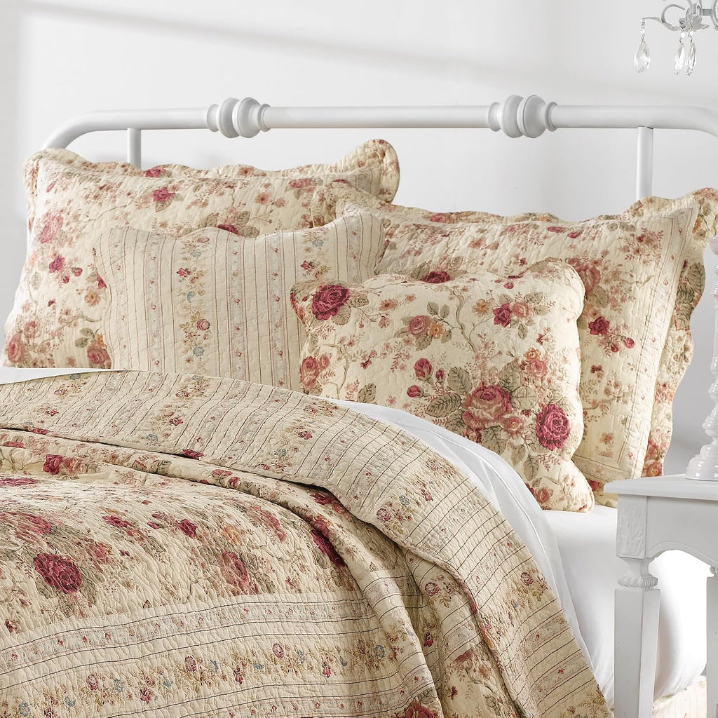 Greenland Home Antique Rose 100% Cotton Heirloom-Quality Quilt Set, 4-Piece Twin/XL, Ecru