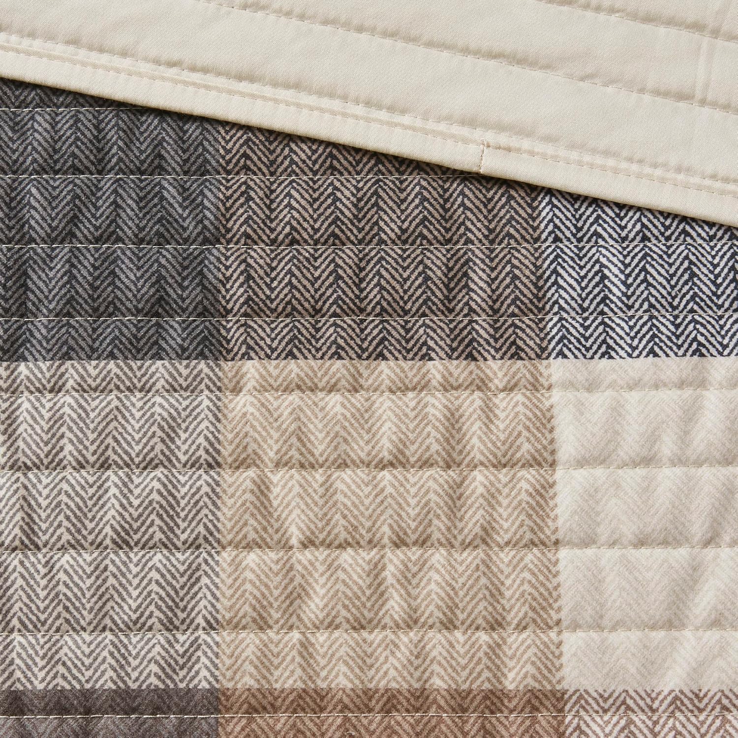 Madison Park Reversible Quilt Cabin Lifestyle Plaid Design - All Season, Breathable Coverlet Bedspread Bedding Set, Matching Shams, King/Cal King(104'x92'), Neutral 6 Piece