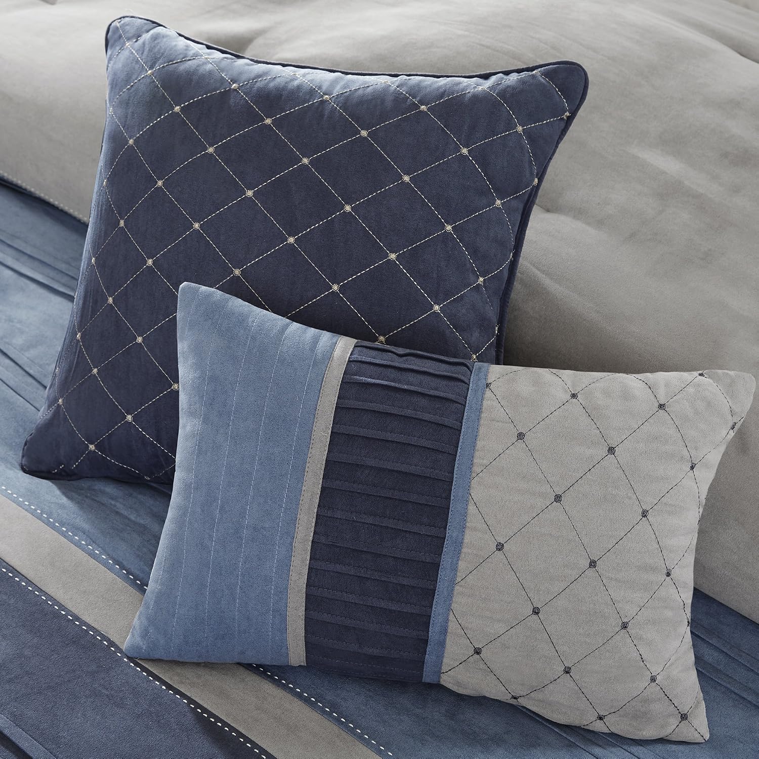 Madison Park Cozy Comforter Set Casual Modern Design - All Season Bedding, Matching Bed Skirt, Decorative Pillows, Collins, Suede Blue Grey King(104'x92') 7 Piece