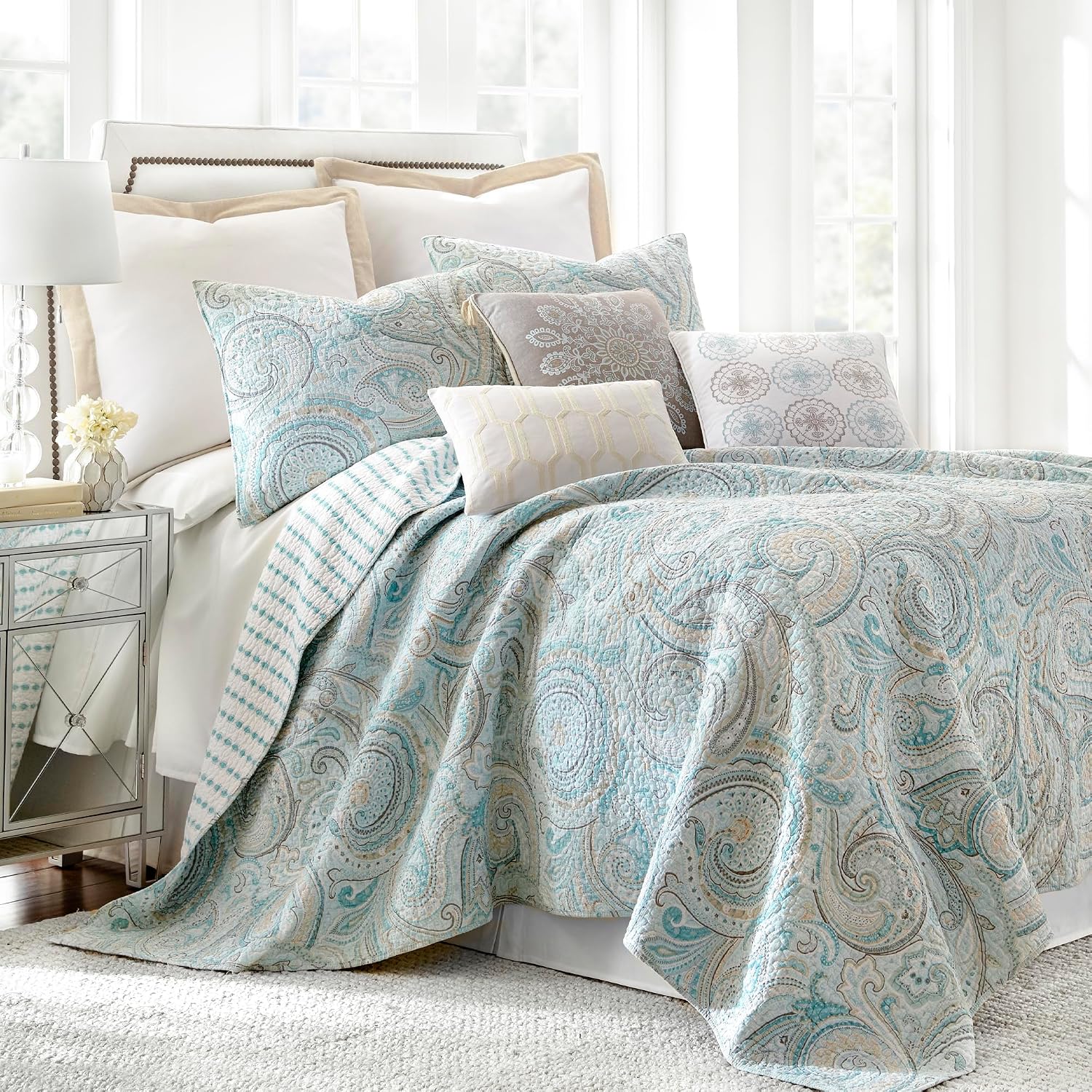 Levtex Home - Spruce Spa Quilt Set - Twin/Twin XL Quilt (68x86in.) + One Standard Pillow Sham (26x20in.) - Paisley Pattern in Soft Spand Tan Hues - Reversible - Cotton