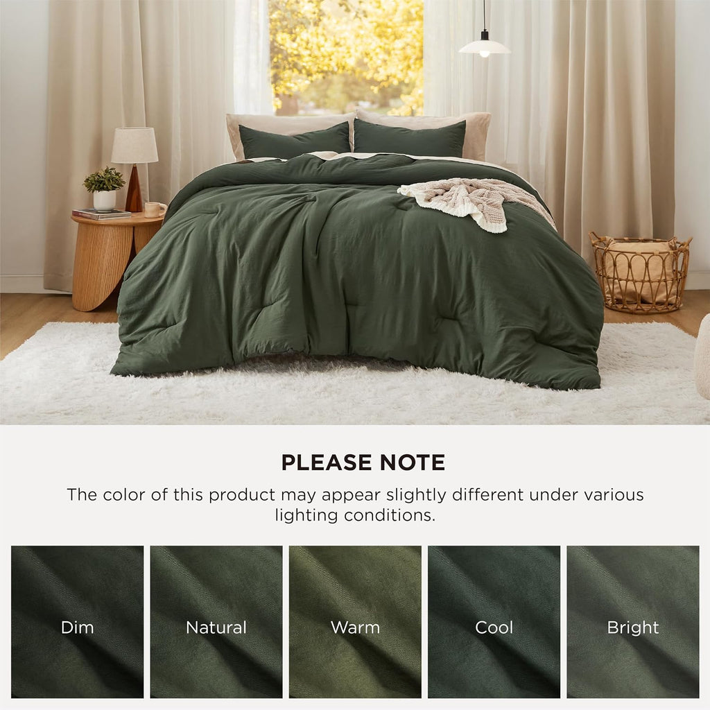 Bedsure Super King Plus Comforter Set, Dark Green Soft Prewashed Bedding for All Seasons, 3 Pieces GentleSoft™ Bed Set, 1 Lightweight Comforter (128'x120') and 2 Pillowcases (20'x36')