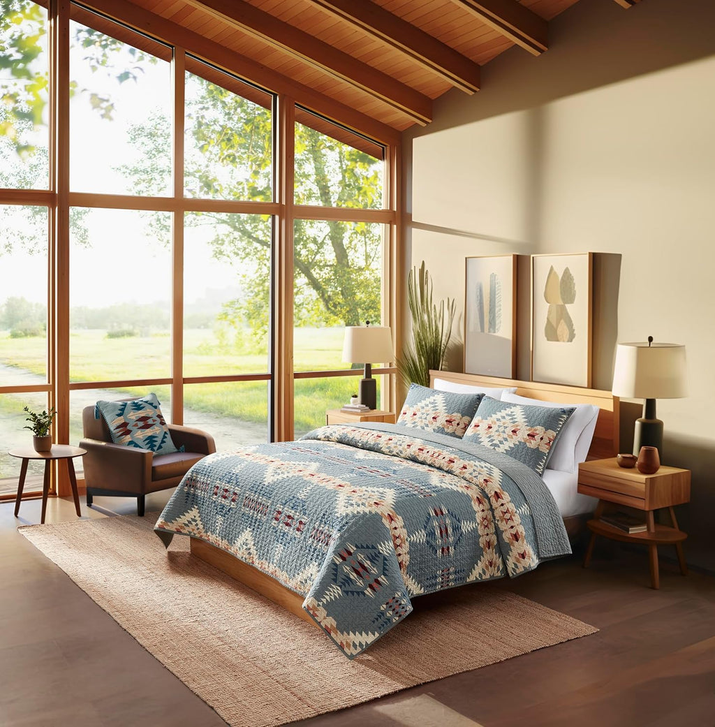 Pendleton Full/Queen Quilt Set – 100% Cotton 3 Piece Quilt Set with Shams, Soft Lightweight Bedding for Queen Size Bed, Light Blue Patterned Comforter Alternative, Queen Bedding Set (Rancho Arroyo)