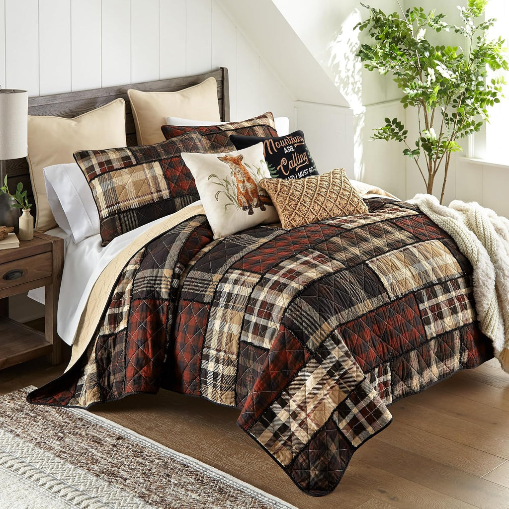 Donna Sharp Twin Bedding Set - 2 Piece - LJ Plaid Twin Quilt Set with Quilt and One Standard Pillow Sham - Machine Washable