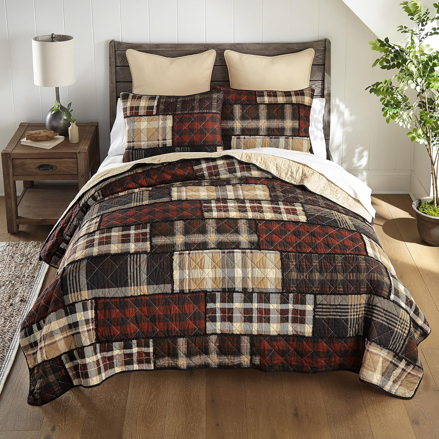 Donna Sharp Twin Bedding Set - 2 Piece - LJ Plaid Twin Quilt Set with Quilt and One Standard Pillow Sham - Machine Washable