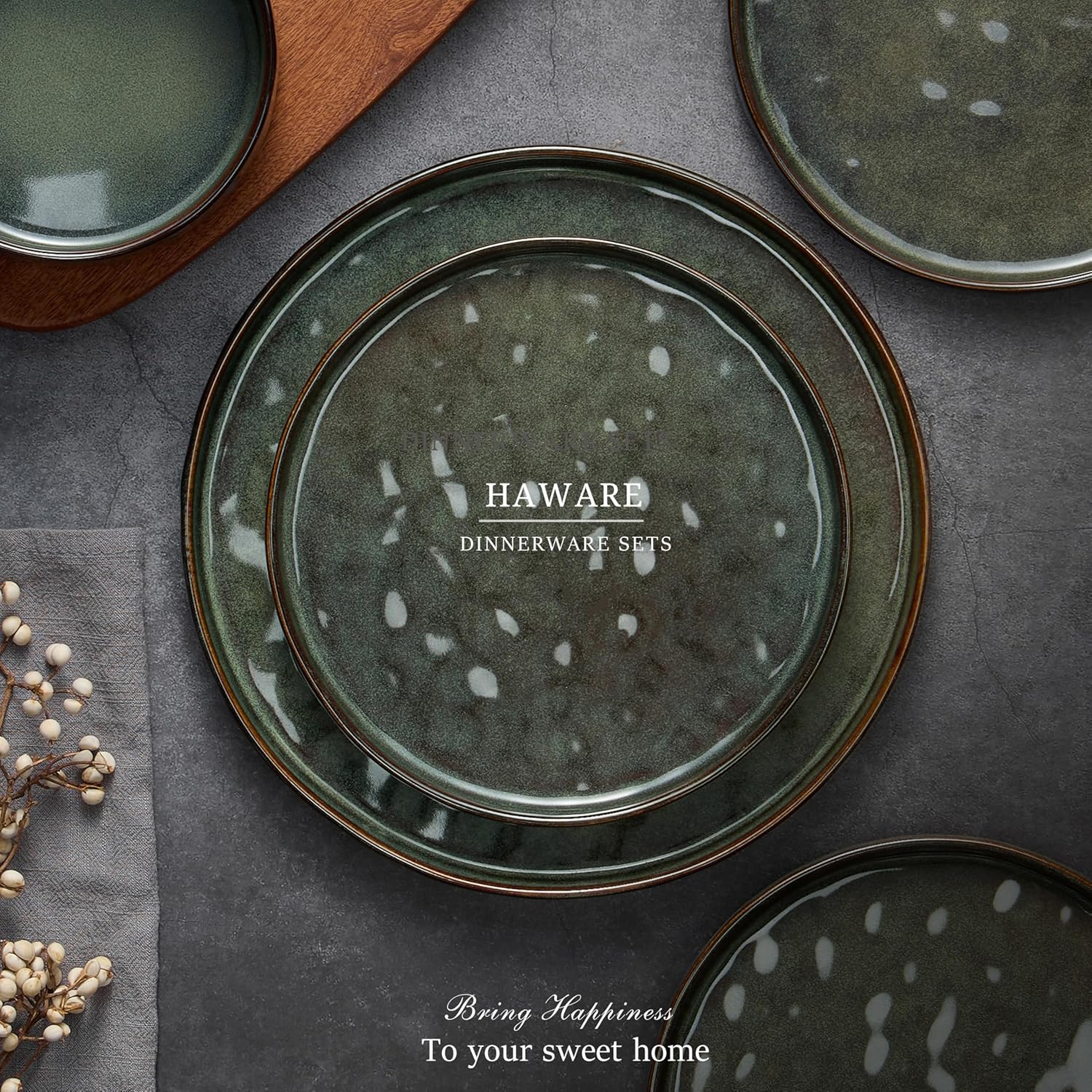 HaWare Dinnerware Sets, 18-Piece Plates and Bowls Set, Stoneware Dish Set for 6, Ceramic Dinnerware for Home Restaurant, Chip and Scratch Resistant, Microwave and Dishwasher Safe, Reactive Moss Green