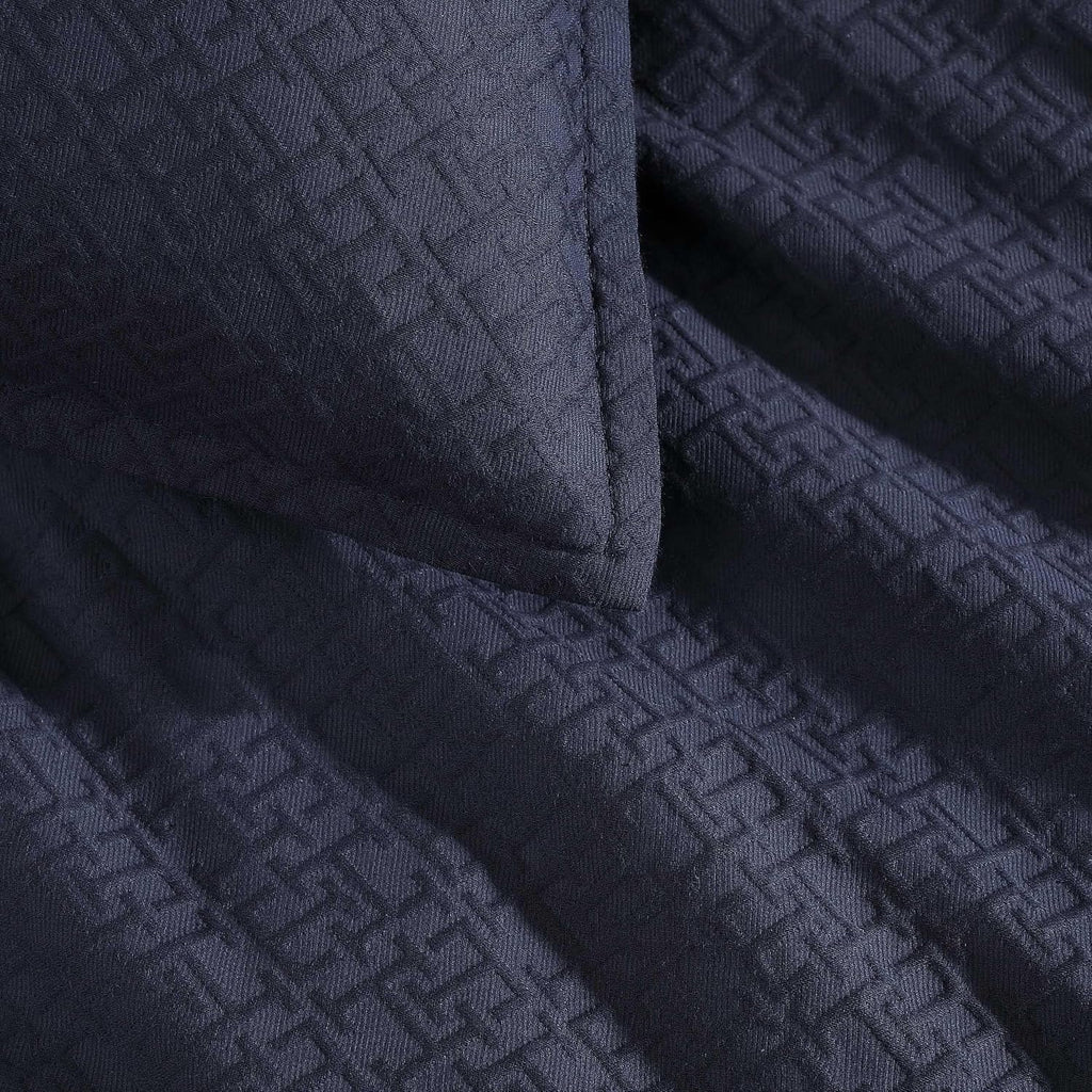 Tommy Hilfiger - Comforter Set, Luxuriously Soft Cotton Matelassé Bedding with Matching Shams, Textured Design (Monogram Navy, Full/Queen)