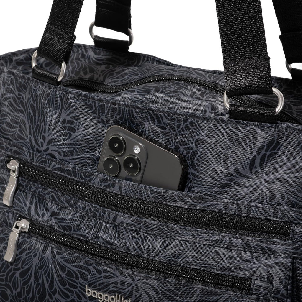 Baggallini Modern Shopper Tote