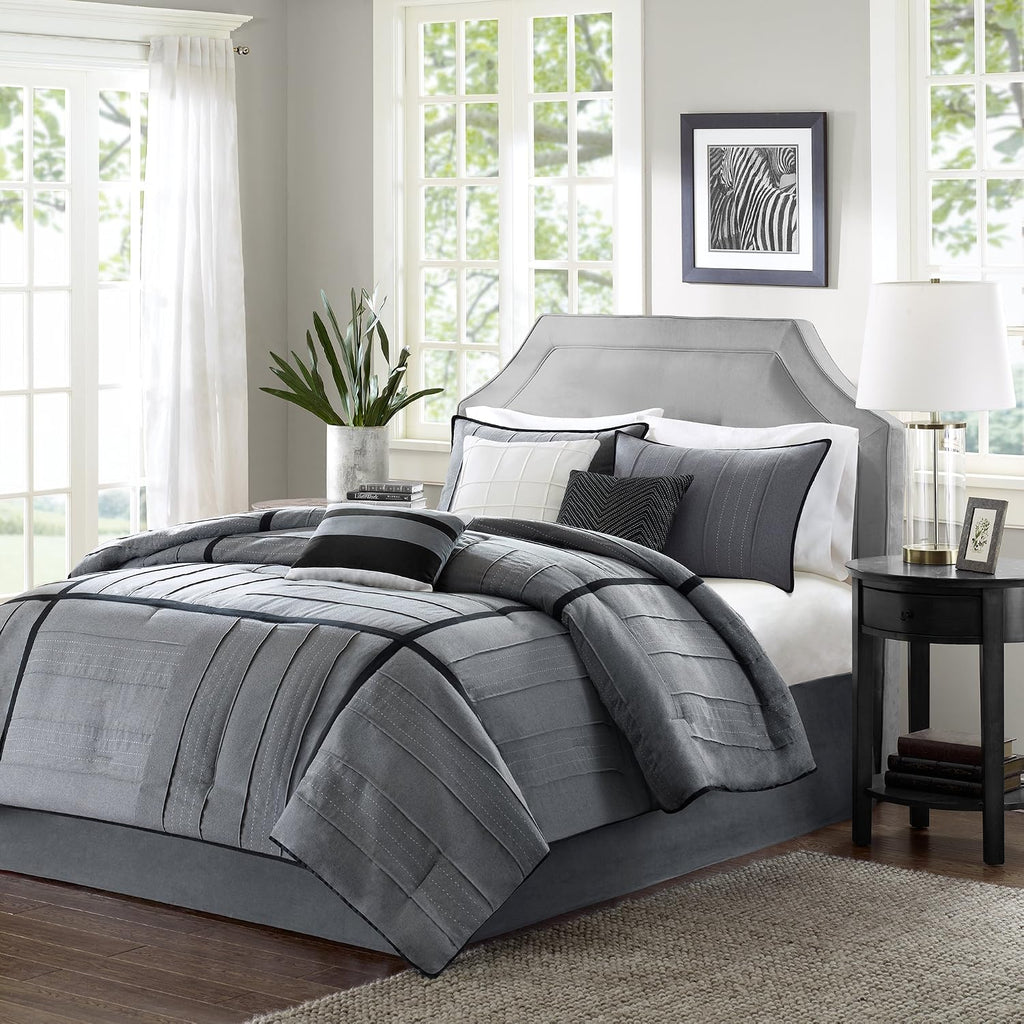 Madison Park Cozy Comforter Set Casual Blocks Design - All Season Bedding, Matching Bed Skirt, Decorative Pillows, Bridgeport Herringbone, Black Dark Grey King(104'x92') 7 Piece
