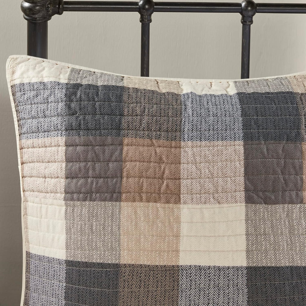 Madison Park Reversible Quilt Cabin Lifestyle Plaid Design - All Season, Breathable Coverlet Bedspread Bedding Set, Matching Shams, King/Cal King(104'x92'), Neutral 6 Piece