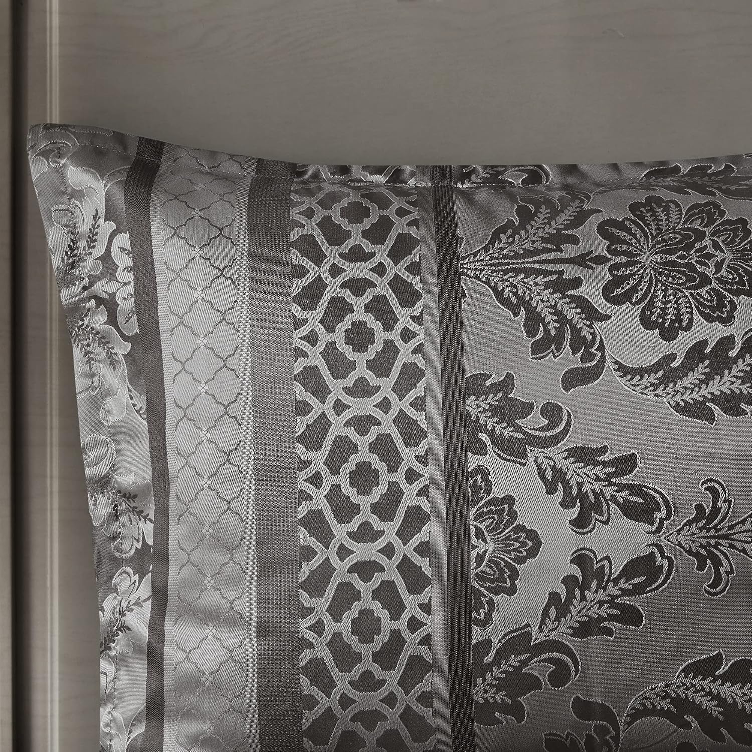 Madison Park Bellagio Cozy Comforter Set - Luxurious Jaquard Traditional Damask Design, All Season Down Alternative Bedding with Matching Shams, Decorative Pillow, Cal King(104'x92'), Grey 7 Piece