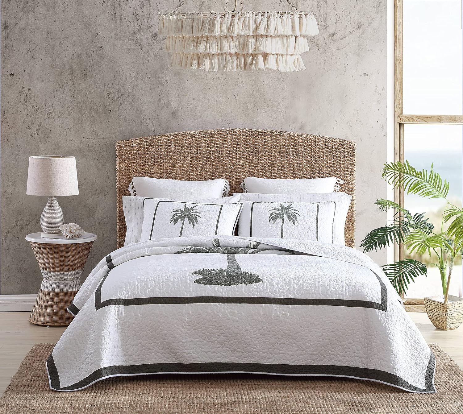 Tommy Bahama - King Quilt, Reversible Cotton Bedding, Breathable Bedding Set for All Seasons (Palm Island Green, King)