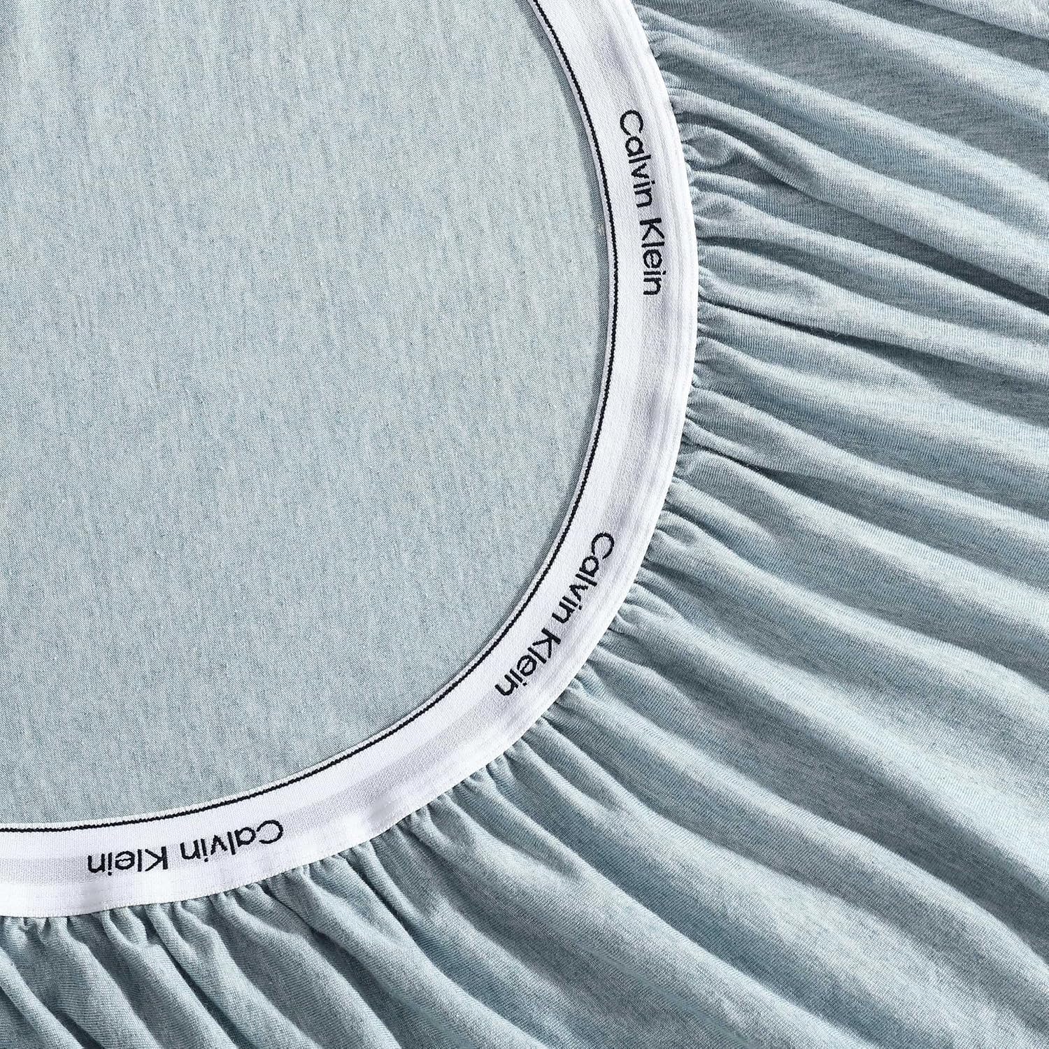 Calvin Klein - King Size Sheets Set, Naturally Soft Cotton-Blend Melange Jersey Bedding - Bed Sheets with Matching Pillowcases & Fitted Sheet (Modern Cotton Aqua)