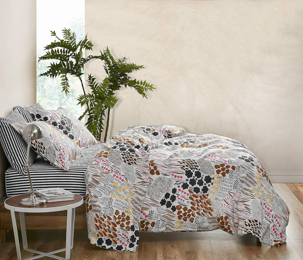 Marimekko - King Duvet Cover Set, Cotton Percale Bedding with Matching Shams, All Season Home Decor (Pieni Letto Multicolor, King)
