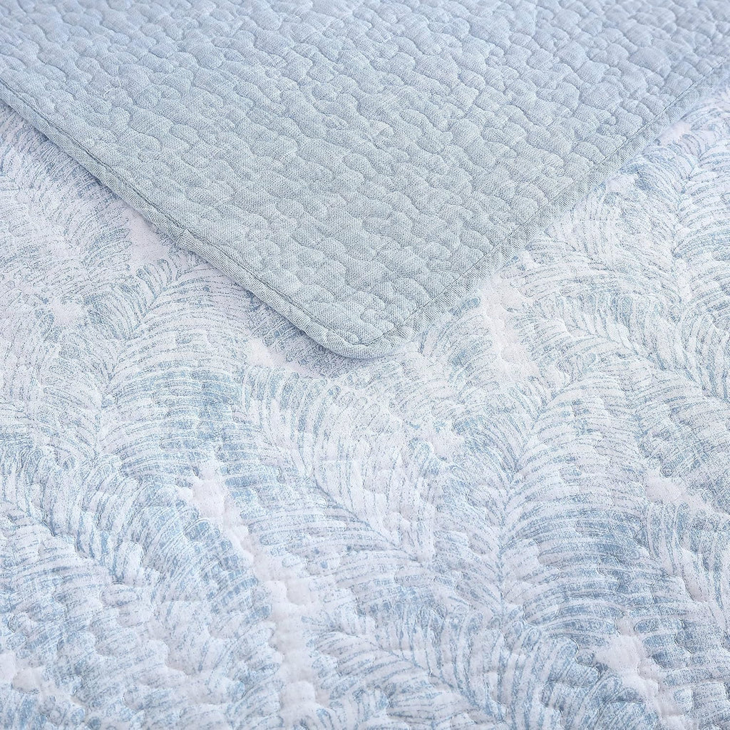 Tommy Bahama - Twin Quilt Set, Reversible Cotton Bedding with Matching Sham, Pre-Washed for Added Softness, Dorm Essentials (Distressed Water Leaves Blue)