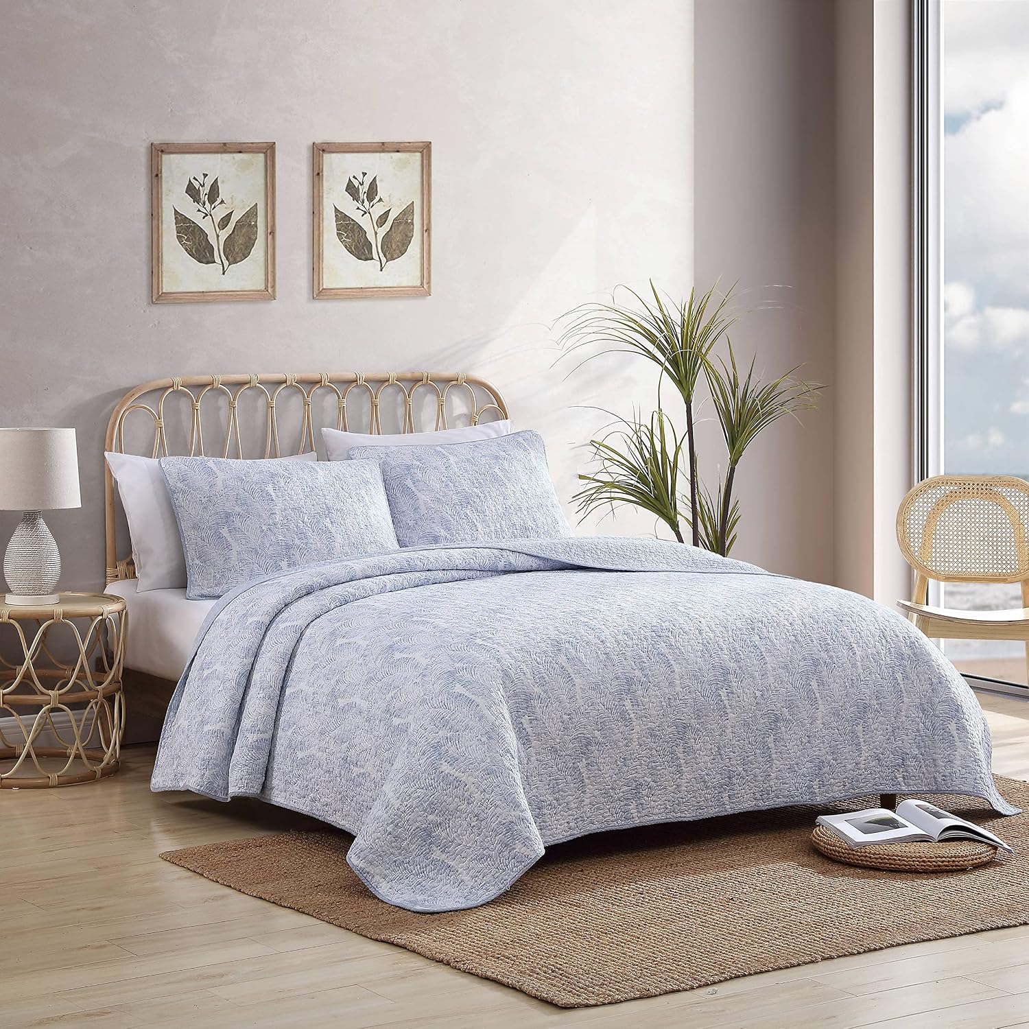 Tommy Bahama - Twin Quilt Set, Reversible Cotton Bedding with Matching Sham, Pre-Washed for Added Softness, Dorm Essentials (Distressed Water Leaves Blue)