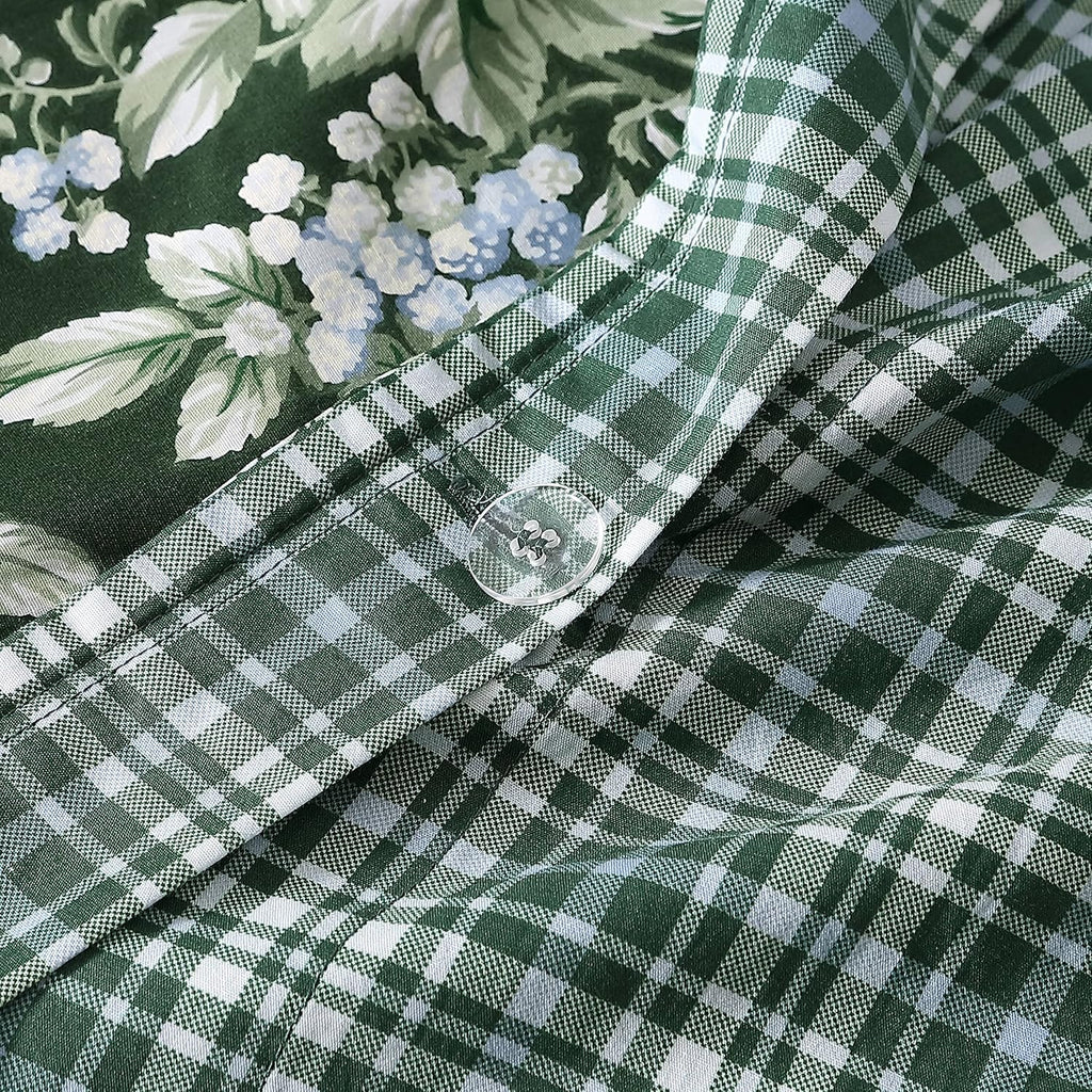 Laura Ashley- King Duvet Cover Set, Reversible Cotton Bedding Set, Includes Matching Sham(s) with Bonus Euro Sham(s) & Throw Pillow Covers (Bramble Floral Green, King)